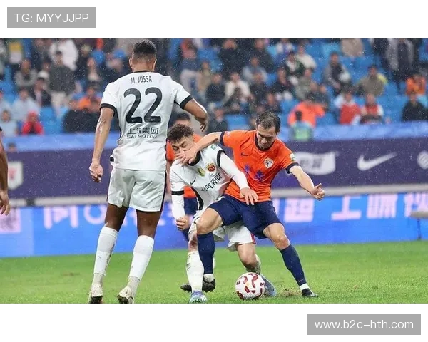 颜骏凌关键扑救力保球门不失，海港门神冠军战立头功