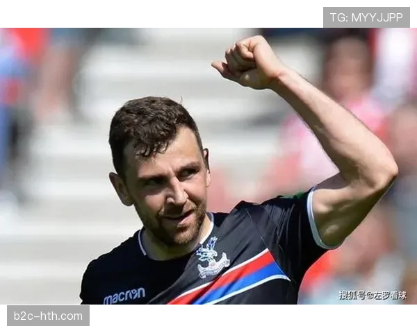 聚焦:埃弗顿老将阿什利·杨,如何凭借经验在防定位球时指挥防线